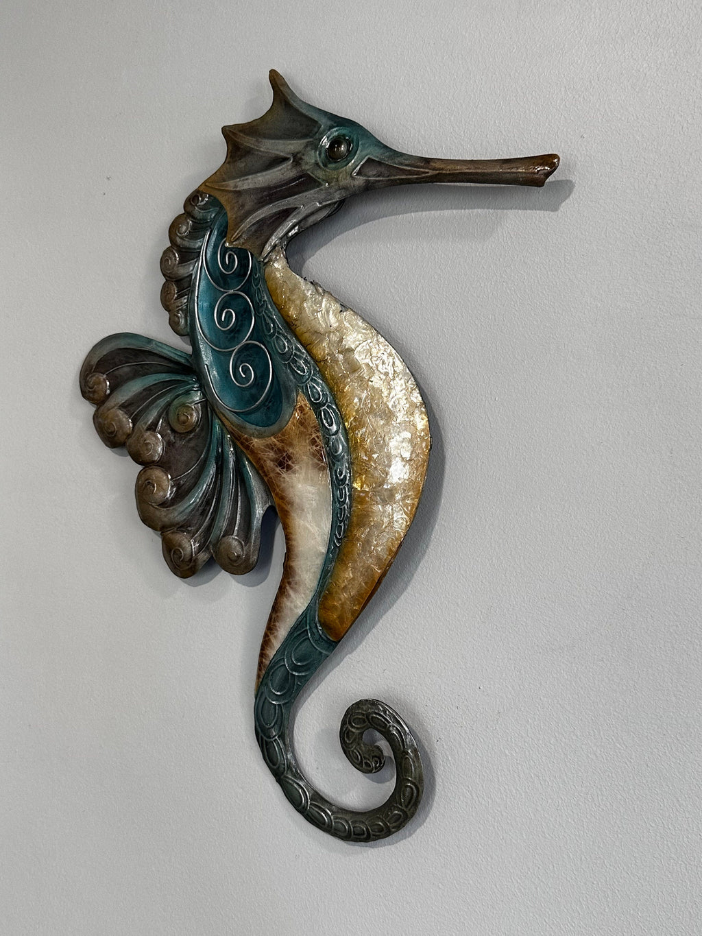 Seahorse Metal Wall Decor Tropical Beach Theme With A Coastal Charm Made Unique with Capiz Shells Beach House Ocean theme Marine Life Decor