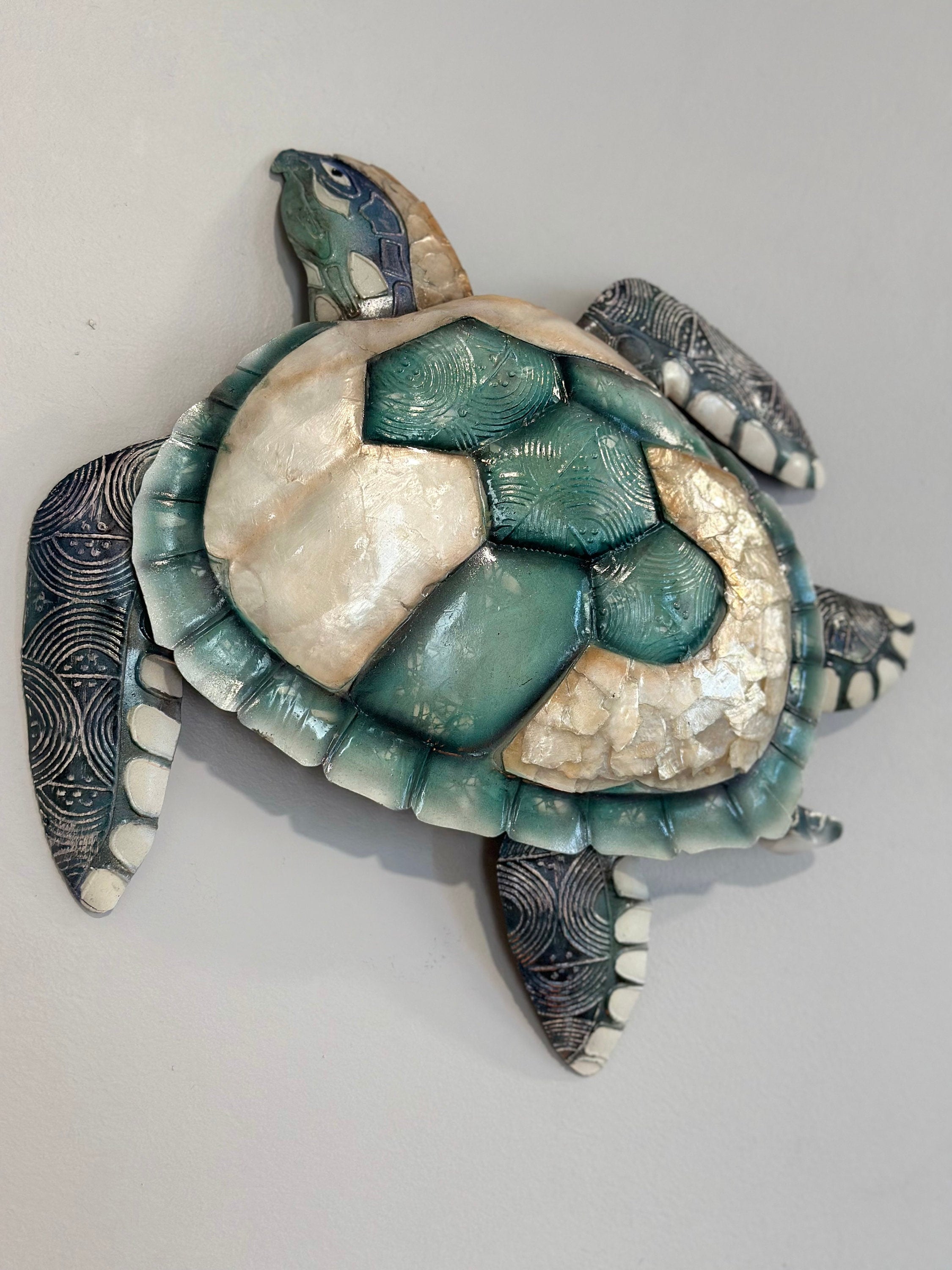 Turtle Metal Wall Art Sea Turtle Tropical Home Decor Made Unique With Capiz Shells Nautical Beach And Coastal Wall Decor Ocean Inspired Gift
