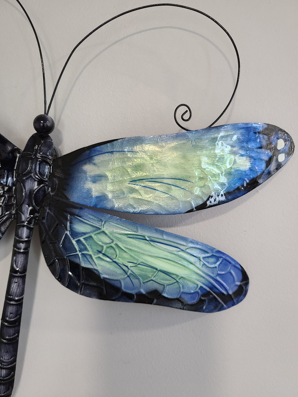 Dragonfly Metal Wall Art Made Unique With Capiz Shells Tropical Home Wall Decor Dragonflies For Garden And Patio Nature Inspired Decor