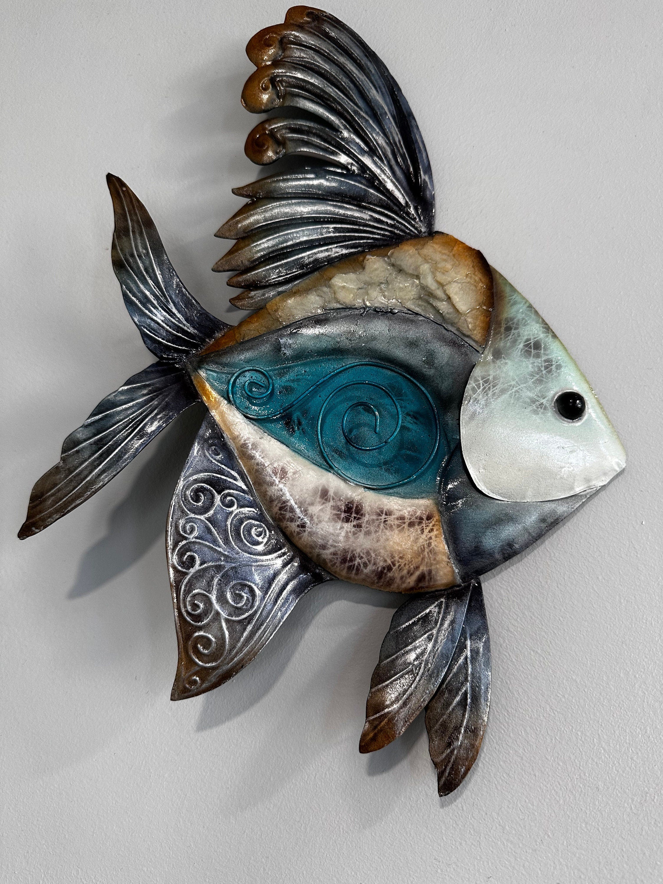 Tropical Metal Wall Art Uniquely Made With Capiz Shells Patio Beach Decor Ocean Themed Bathroom Coastal Ocean Wall Art Tropical Home Decor