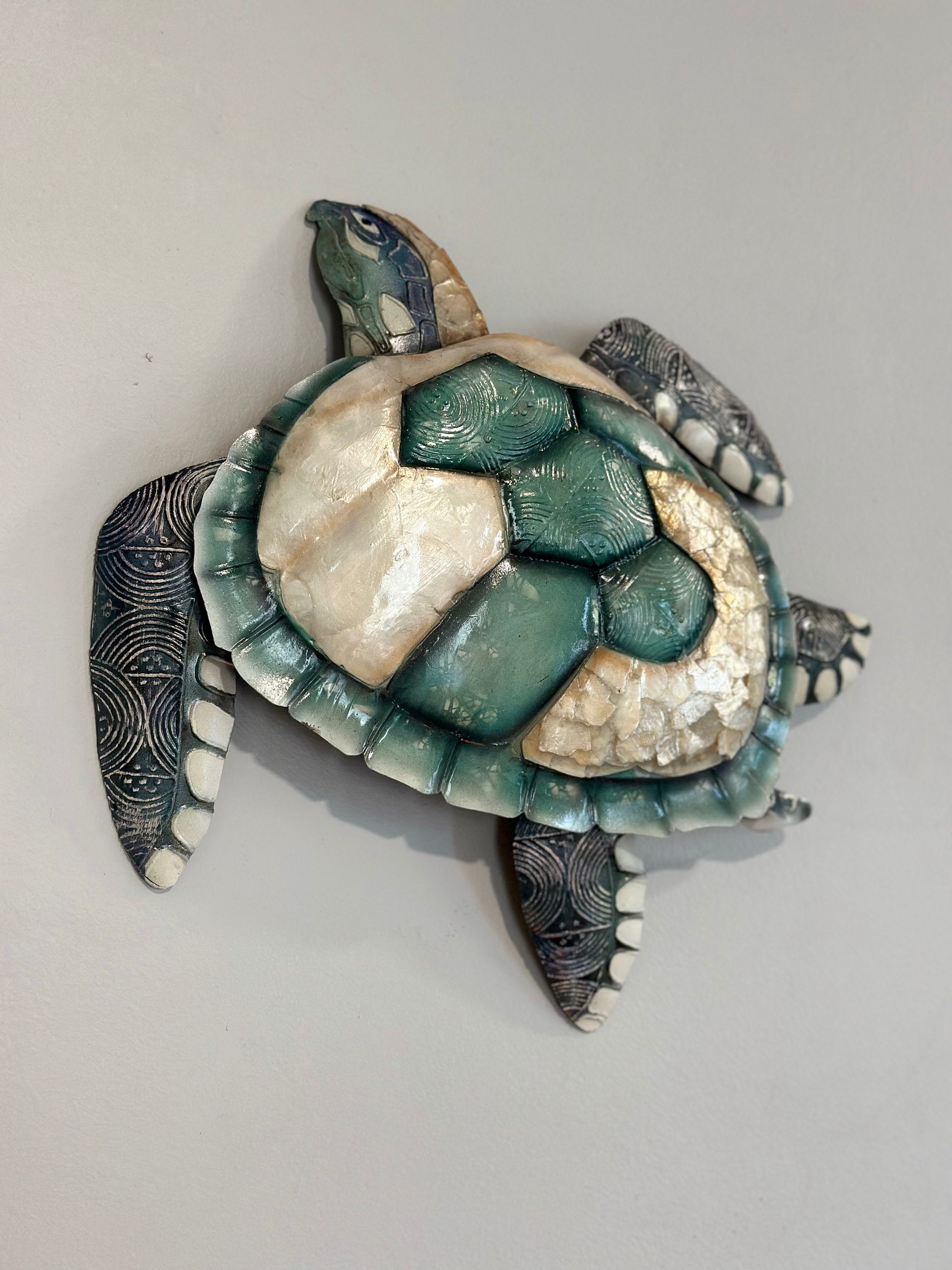 Turtle Metal Wall Art Sea Turtle Tropical Home Decor Made Unique With Capiz Shells Nautical Beach And Coastal Wall Decor Ocean Inspired Gift
