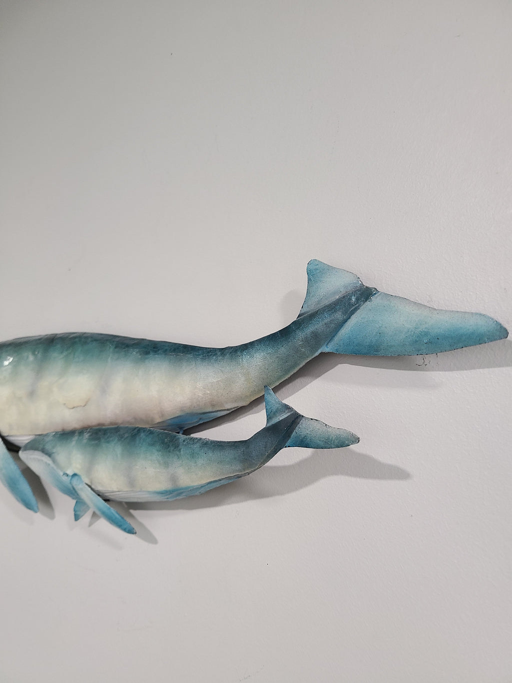 Whale Tropical Metal Wall Art Coastal Home Decor Made Unique With Capiz Shells Marine Life And Ocean Beach Themed Nautical House Wall Decor