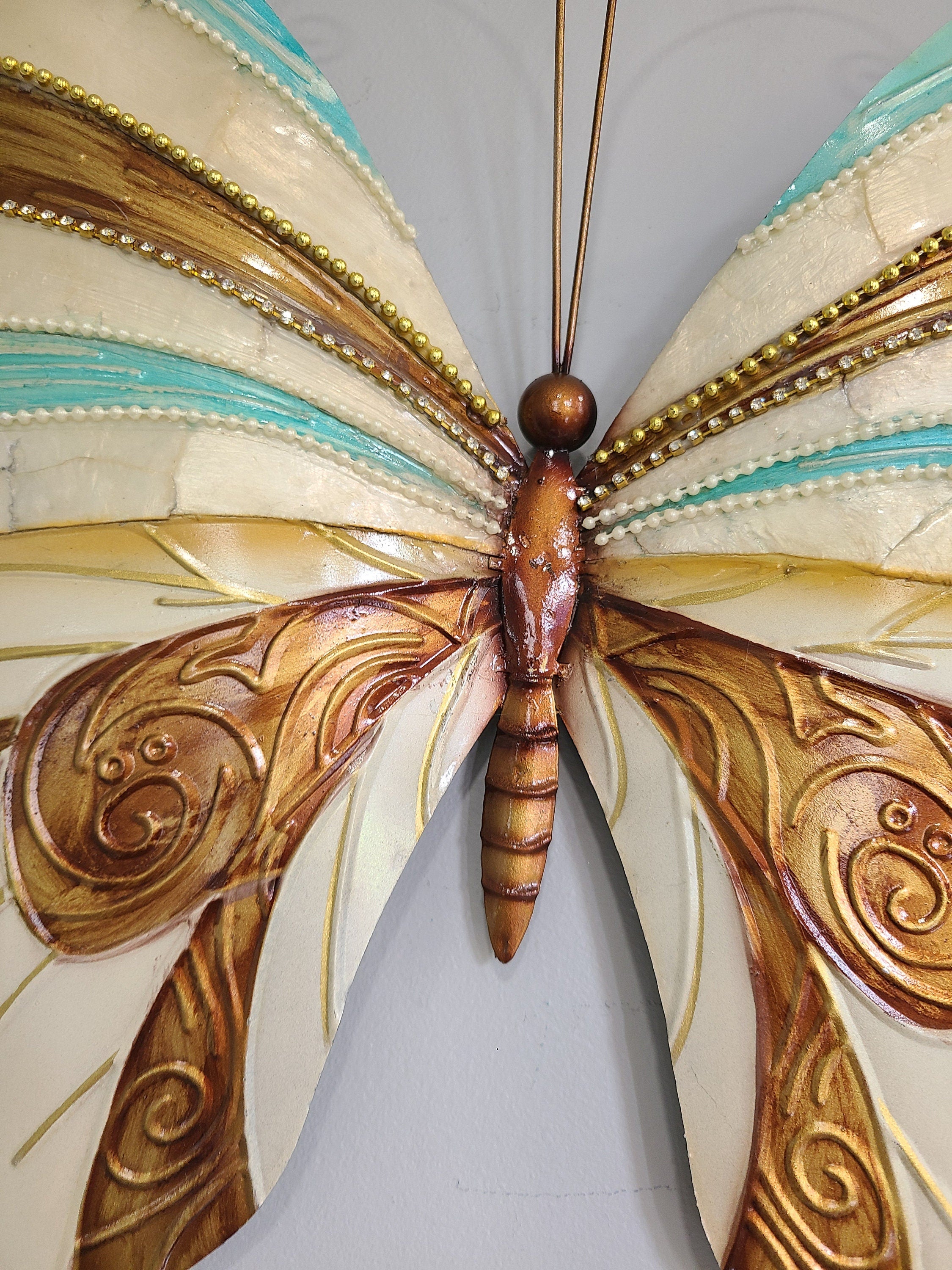 Butterfly Tropical Metal Wall Decor Made Unique With Capiz Shells Butterflies Beauty Of Transformation Natures Angels Patio Garden Decor