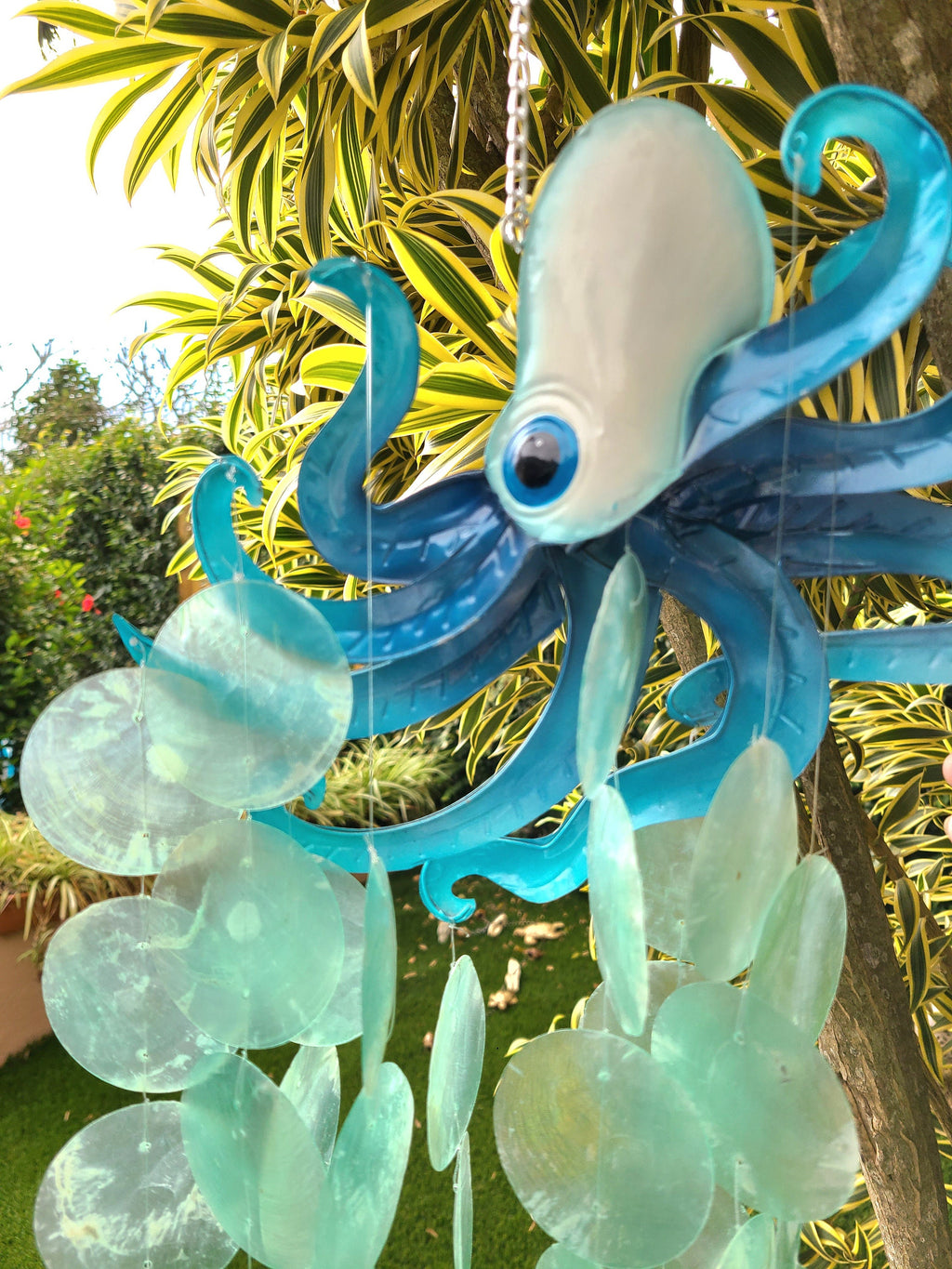 Octopus Wind Chime Made Unique With Capiz Shells Tropical Outdoor Patio Garden Yard Art Kraken Marine Life And Ocean Theme Beach House Decor