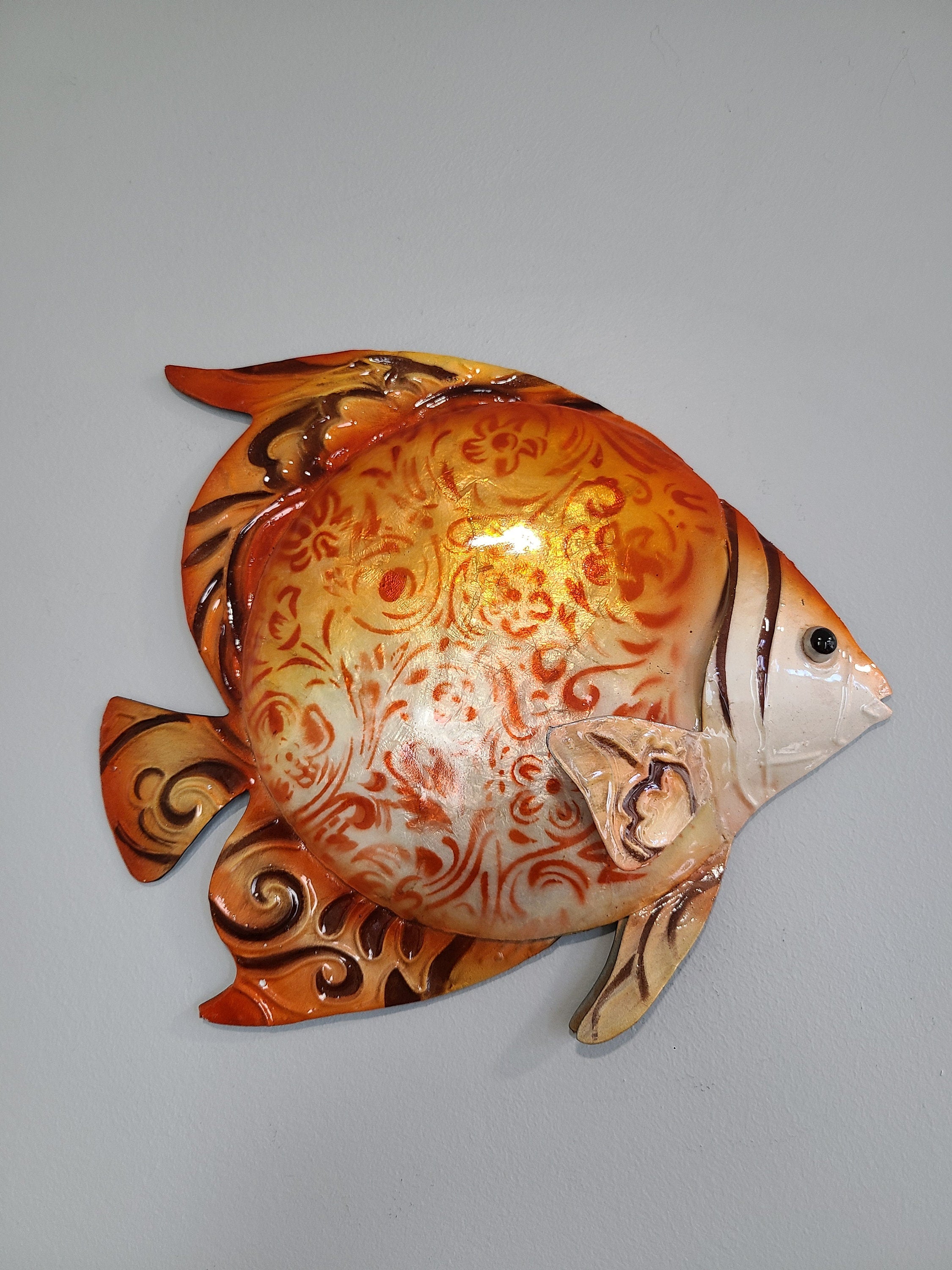Fish Metal Wall Art Home Decor Unique Gift Tropical Decor Ocean Theme Living Room Wall Decor Patio Decor Wall Art Coastal Charm Beach Decor