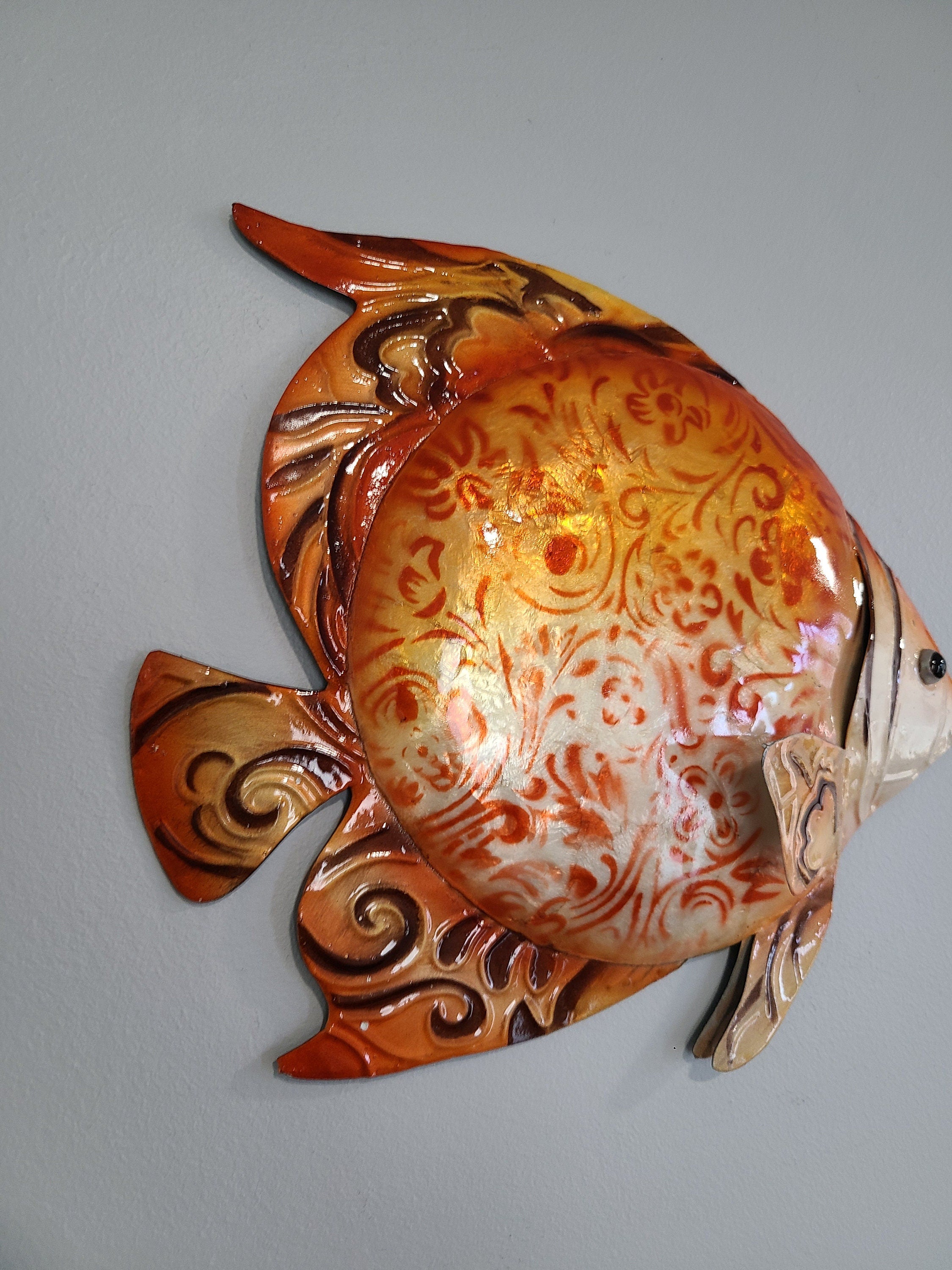 Fish Metal Wall Art Home Decor Unique Gift Tropical Decor Ocean Theme Living Room Wall Decor Patio Decor Wall Art Coastal Charm Beach Decor