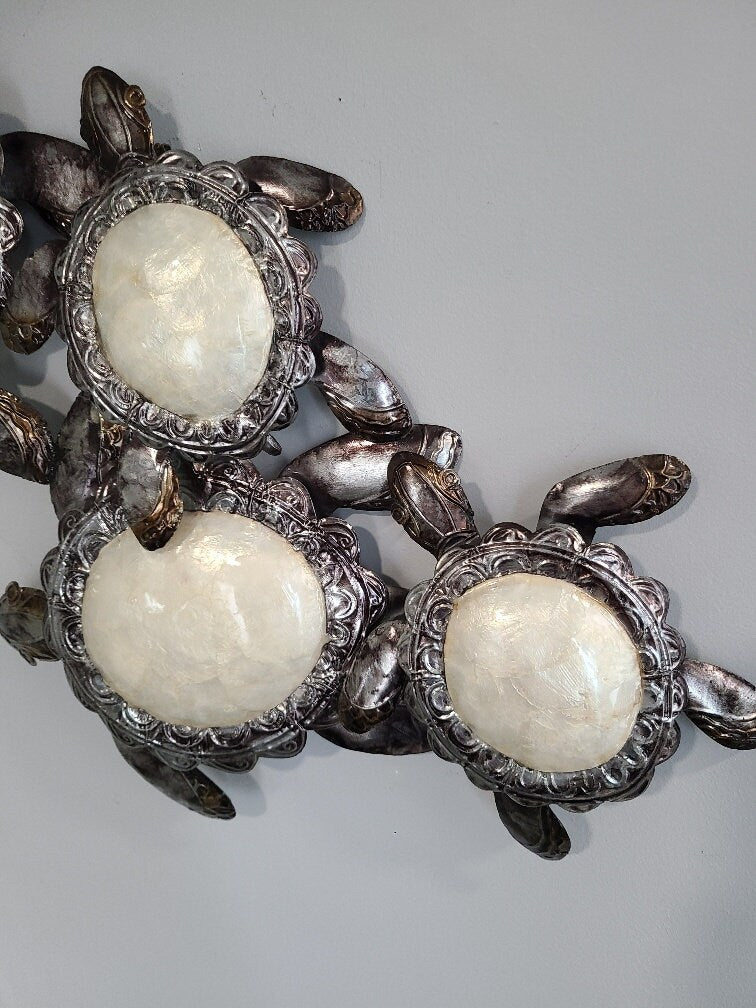 Sea Turtle Tropical Metal Wall Decor This Family Is Made Unique With Capiz Shells Ocean And Beach Themed Coastal Nautical Marine Wall Art
