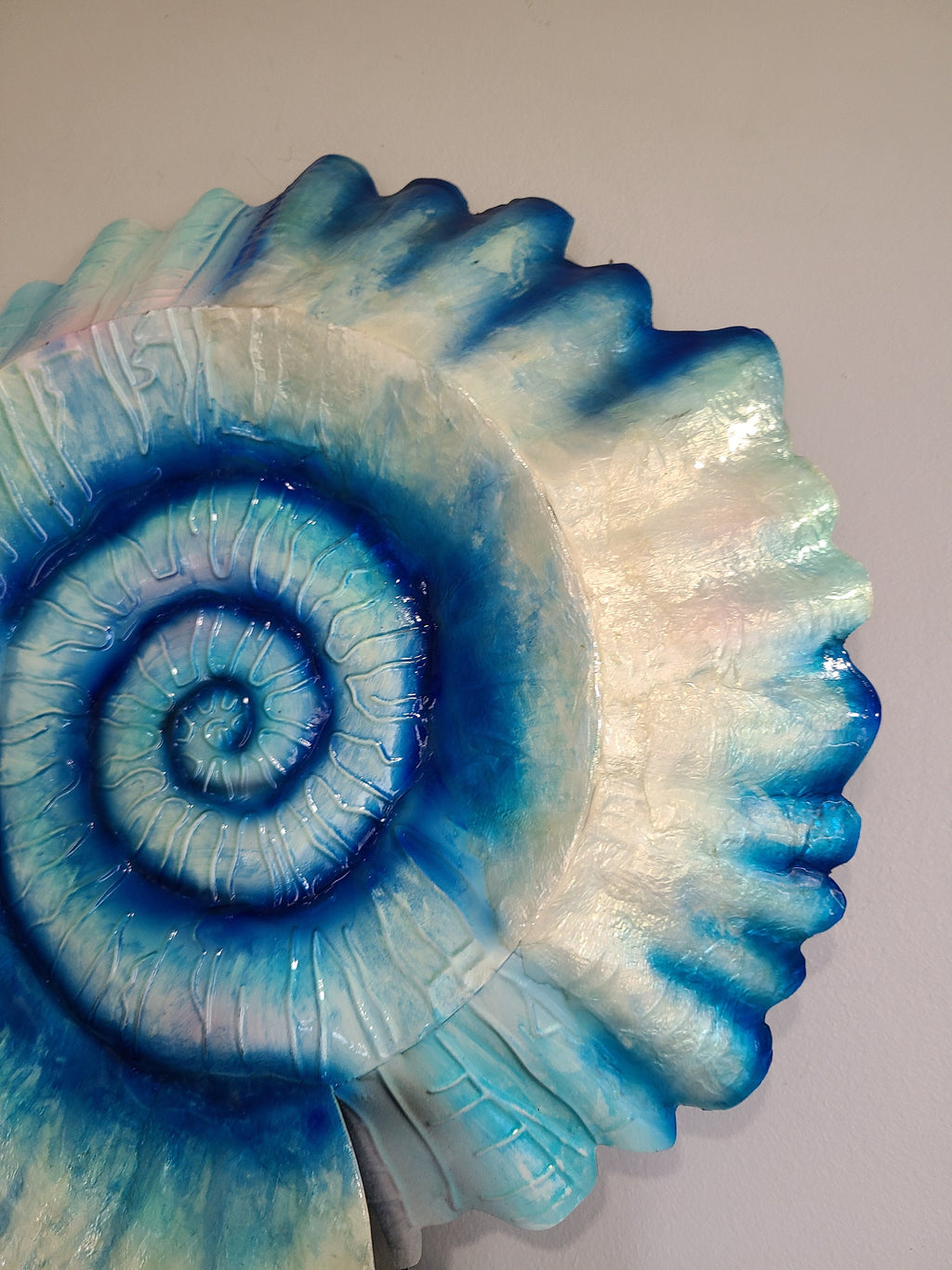 Nautilus Shell Tropical Metal Decor Made Unique With Capiz Shells Beautiful Beach House Wall Decor Marine Life Ocean Beach Theme Wall Decor