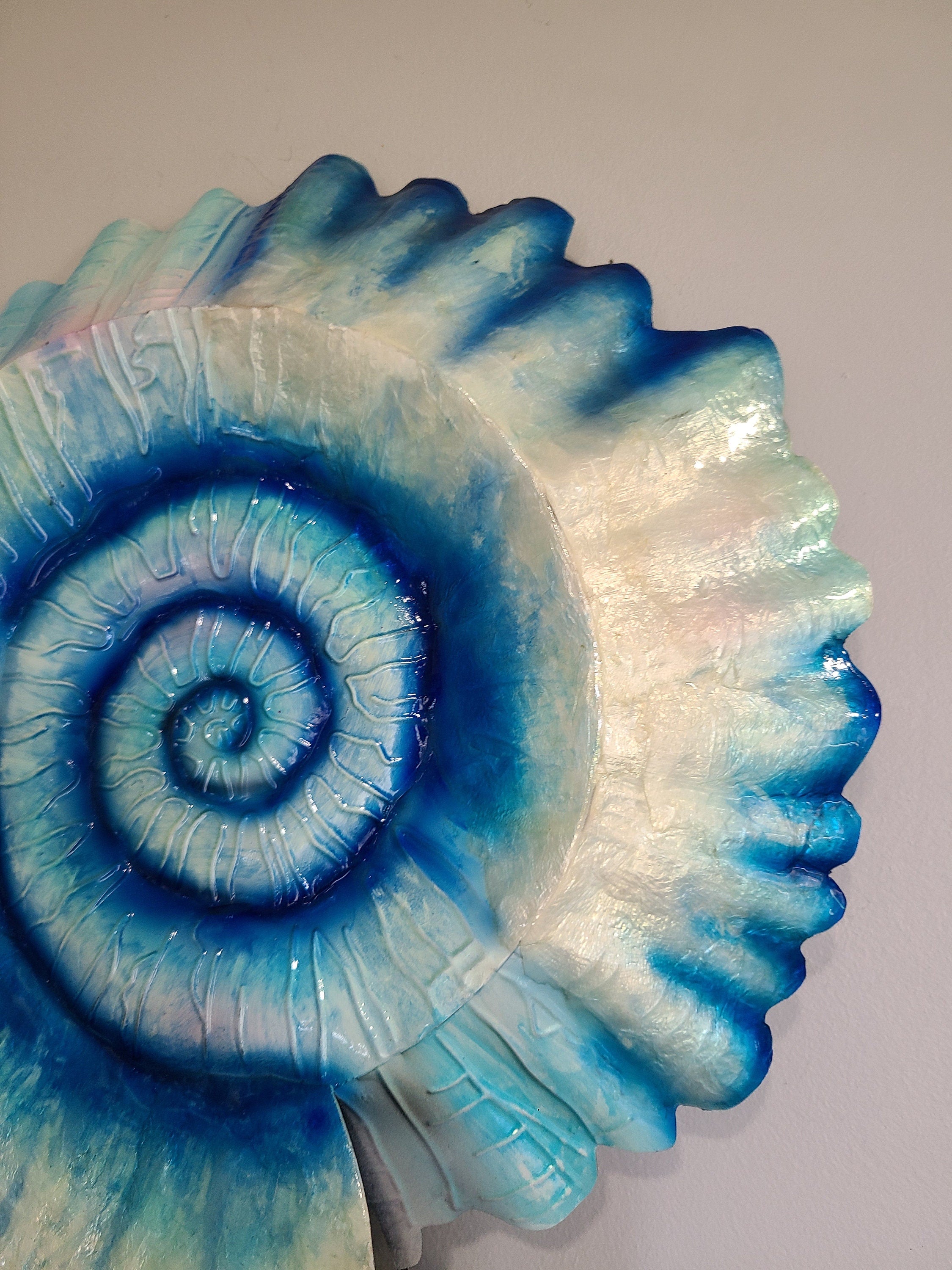 Nautilus Shell Tropical Metal Decor Made Unique With Capiz Shells Beautiful Beach House Wall Decor Marine Life Ocean Beach Theme Wall Decor