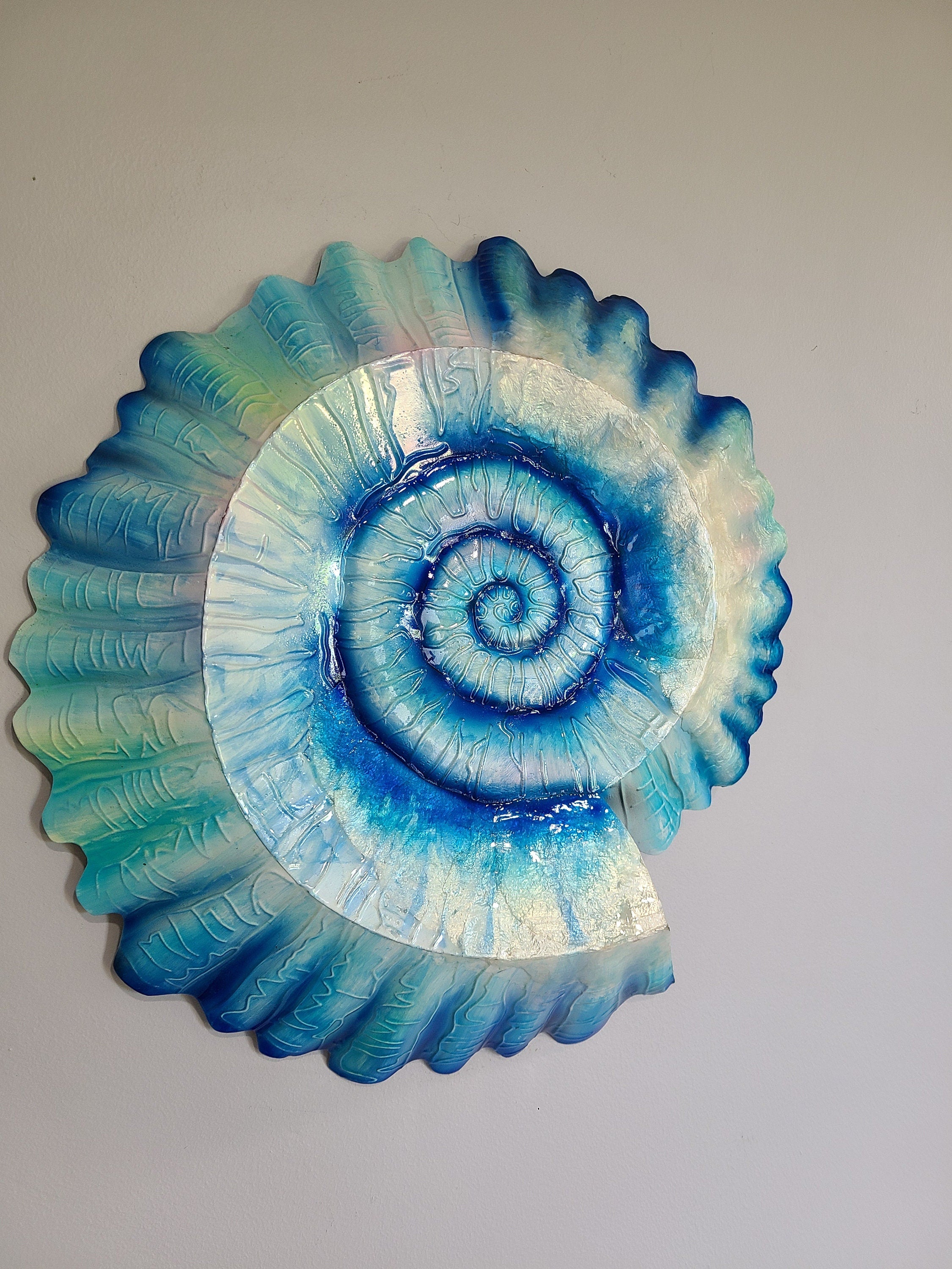 Nautilus Shell Tropical Metal Decor Made Unique With Capiz Shells Beautiful Beach House Wall Decor Marine Life Ocean Beach Theme Wall Decor