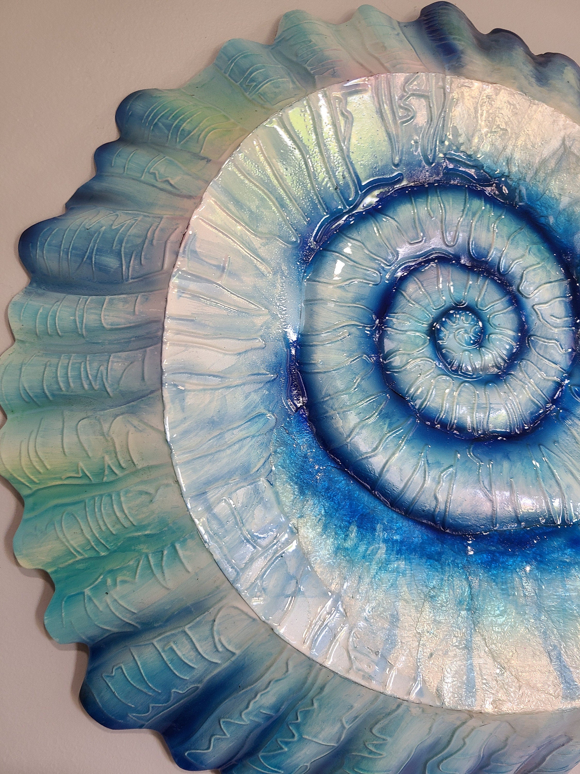 Nautilus Shell Tropical Metal Decor Made Unique With Capiz Shells Beautiful Beach House Wall Decor Marine Life Ocean Beach Theme Wall Decor