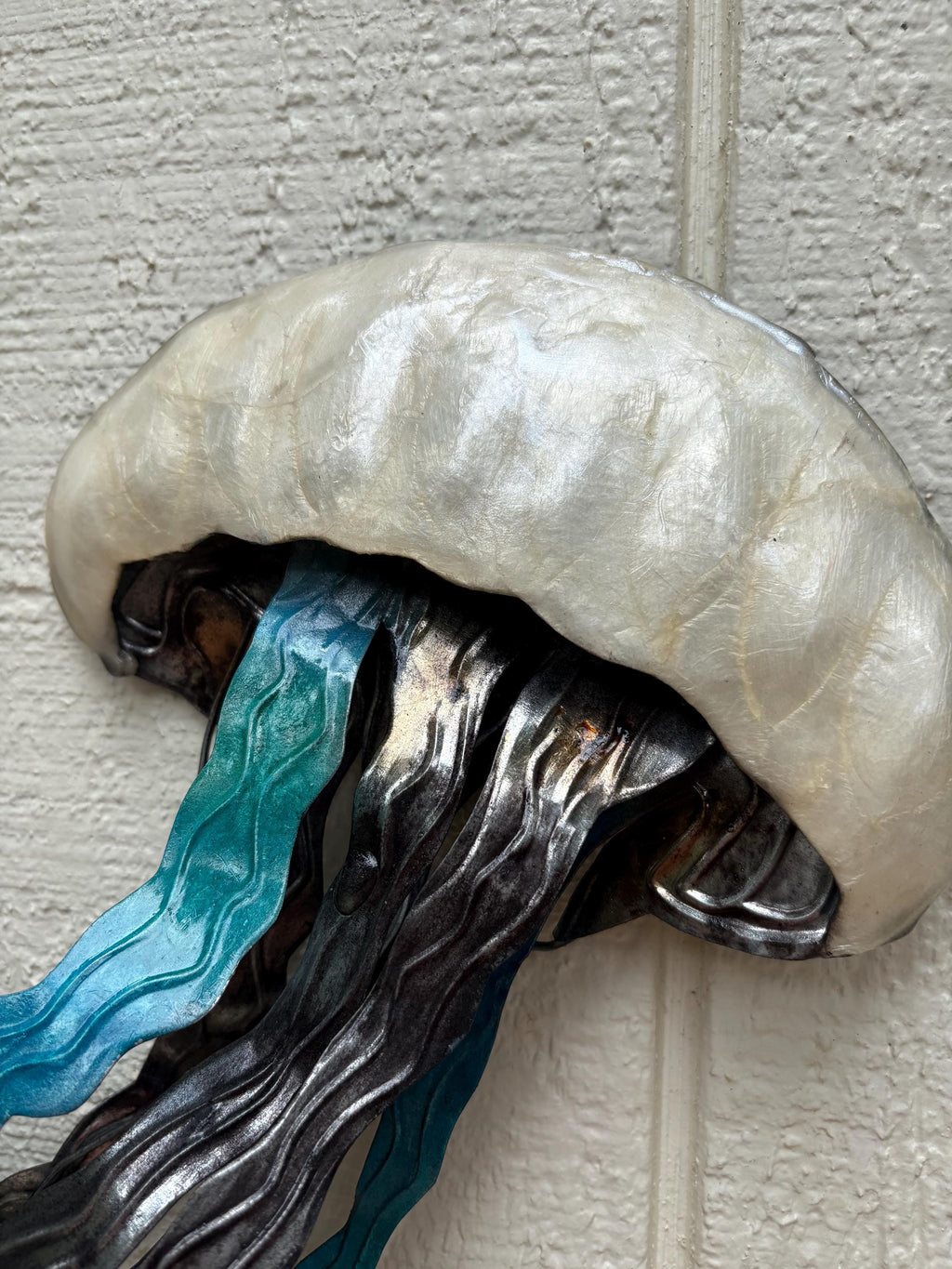 Jellyfish Metal Wall Art Tropical Home Decor Made Unique With Capiz Shells Ocean Beach Theme Coastal Beach House Nautical Marine Life Decor