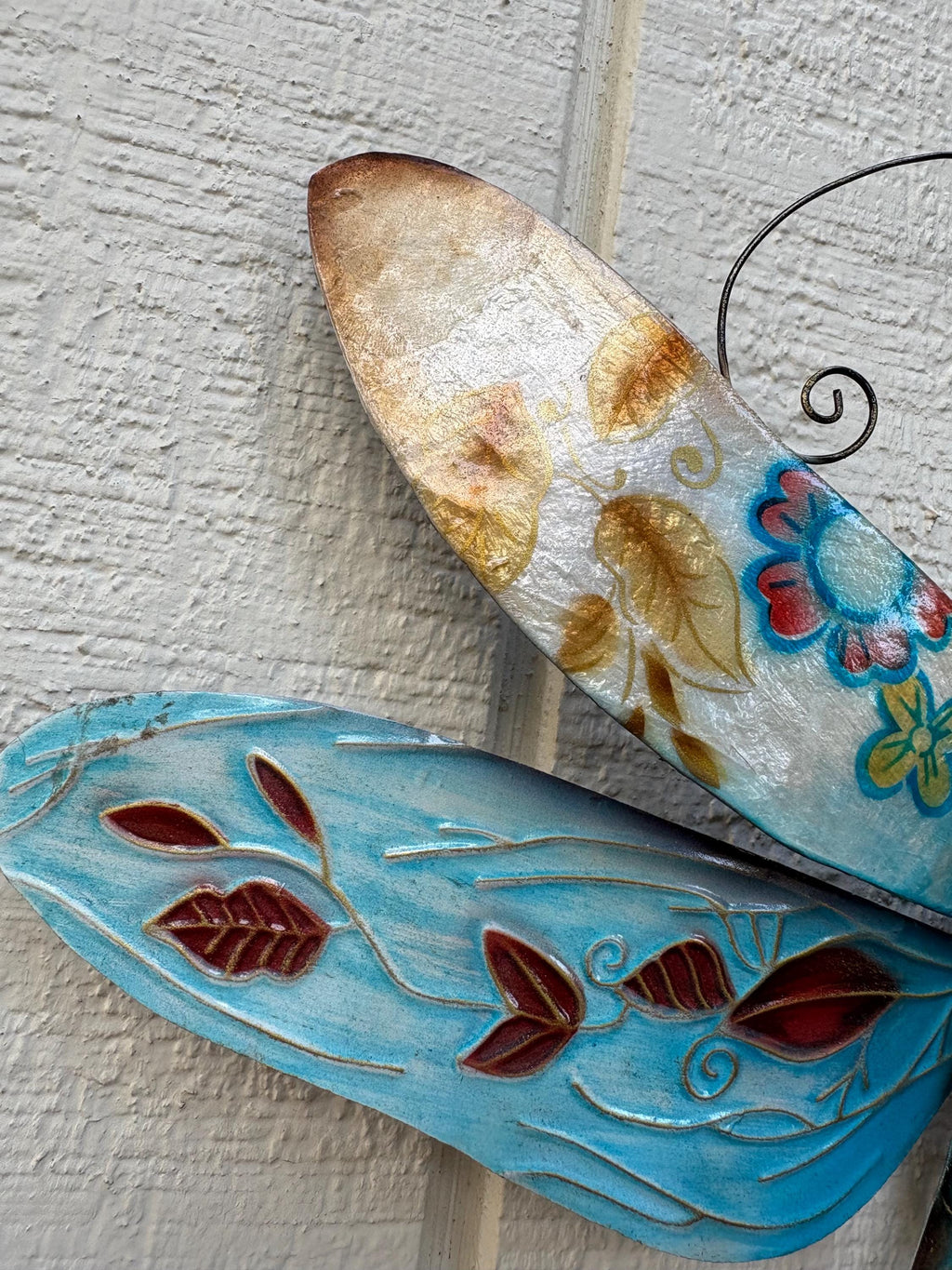 Dragonfly Metal Wall Art Made Unique With Capiz Shells Tropical Home And Yard Decor Dragonflies Symbolize Transformation Of New Beginnings